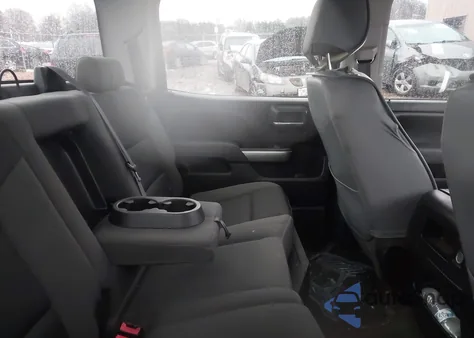 2014 Chevrolet Silverado 1500 1Lt z USA, uszkodzony, nr VIN 3GCPCREC3EG534643